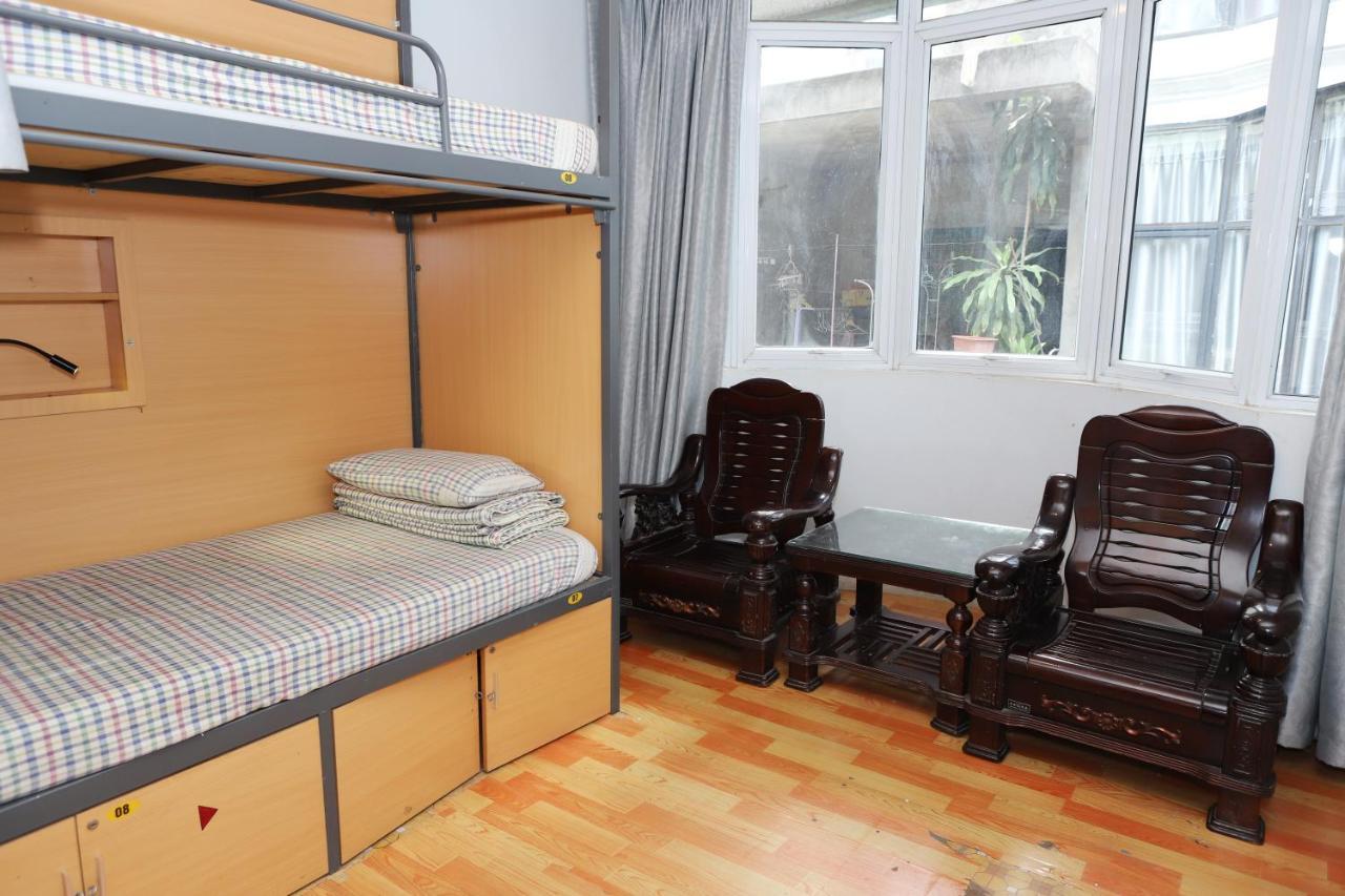 Golden Snake Hostel Ханой Экстерьер фото